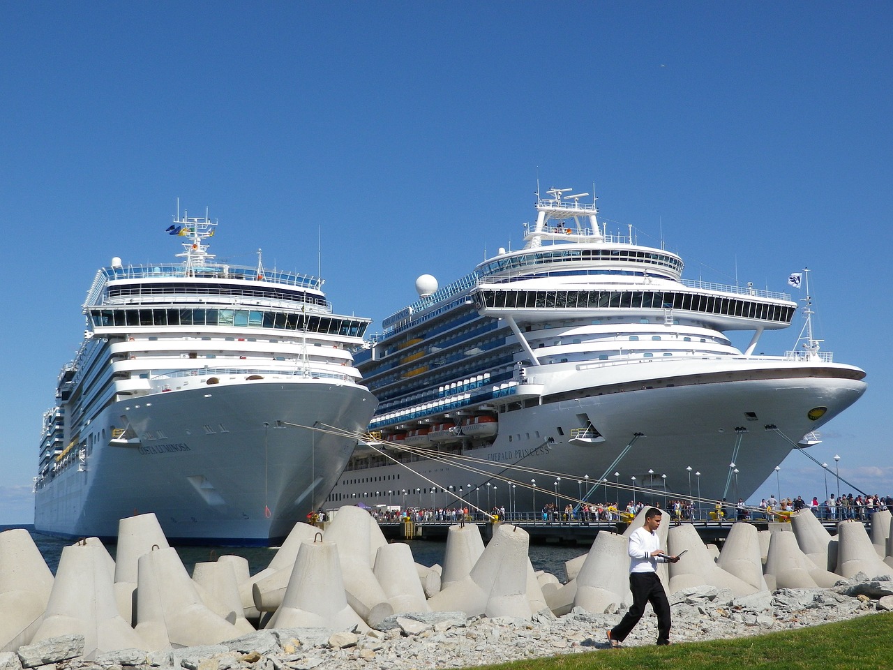 Are There Adult-only Areas On Caribbean Cruise Ships?